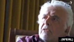 FILE - Iranian writer and filmmaker Ebrahim Golestan is seen in a screengrab from undated RFE/RL video.