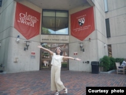 Devina Faustanisa, mahasiswI S2 jurusan Pendidikan dan Pengembangan Manusia di universitas Harvard, Cambridge, Massachusetts (dok: Devina)