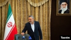 صولت مرتضوی وزیر کار دولت ابراهیم رئیسی خواستار تشکیل «قرارگاه رفع بیکاری» شد.