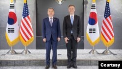 이종섭 한국 국방부 장관이 14일 서울 국방부 청사에서 콜린 칼 미국 국방부 정책차관을 접견했다. 사진 = 한국 국방부.