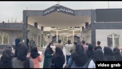 Qəzvin - səhiyyə işçilərinin mitinqi