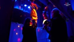 Տիկնիկների ձայնը Գյումրիից. Մի կնոջ պատմություն