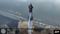 This still image taken from a SpaceX broadcast shows the SpaceX Starship launching on its fourth flight test from Starbase in Boca Chica, Texas, on June 6, 2024. 
