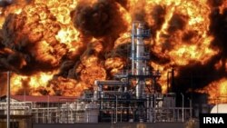 آرشیو- آتش سوزی در پالایشگاه هیدروکربن منطقه ویژه اقتصادی بیرجند