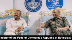 ጠቅላይ ሚኒስትር ዐቢይ አሕመድ፣ ዛሬ በፖርት ሱዳን ከሱዳን ሉዓላዊ ምክር ቤት ፕሬዚደንት ጀኔራል አብዱልፈታህ አል ቡርሃን ጋር ተወያይተዋል፡፡