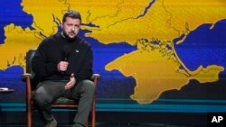 За време на прес-конференцијата на крајот на годината во Киев денес, Зеленски рече дека не е донесена конечна одлука за барањето и дека највисоките воени владини претставници ќе разговараат за ова прашање