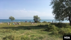 Baliqchi sohili, Issiq-ko'l, Qirg'iziston, 10-iyun, 2024 