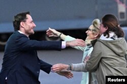 اولیویه وندکستله امدادگر بلژیکی بعد از آزادی با خانواده‌اش در بلژیک دیدار کرد.