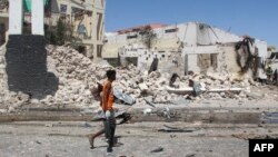 Mogadiscio est régulièrement la cible d'attaques du groupe djihadiste shebab, qui combat depuis plus de 16 ans le gouvernement fédéral somalien, soutenu par la communauté internationale. (Photo by AFP)