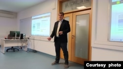 Mladen Jović na predavanju u Sarajevu