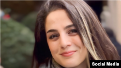 رویا حشمتی، مخالف حجاب اجباری که متحمل ۷۴ ضربه شلاق شده است