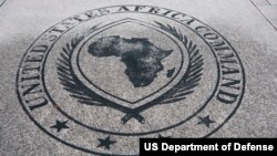 ፎቶ ፋይል፦ የዩኤስ አፍሪካ ዕዝ አርማ በሽቱትጋርት፣ ጀርመን፣ እአአ መስከረም 5/2019