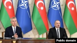 İlham Əliyev və Yens Stoltenberq (Mənbə: Azərbaycan Prezidentinin Administrasiyası)