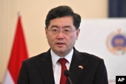 Menlu China Qin Gang dalam konferensi pers bersama menlu RI Retno Marsudi di Jakarta, Rabu, 22 Februari 2023. (Adek Berry/Pool via AP)