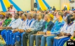 Des participants du forum