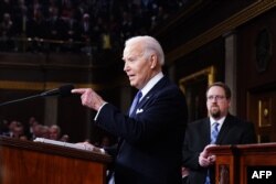 Presiden AS Joe Biden menyampaikan pidato kenegaraan di House Chamber of US Capitol di Washington, DC, 7 Maret 2024. (Foto; SHAWN THEW/AFP)