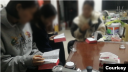 북한을 탈출한 여성들. 사진 제공 = A 선교단체.