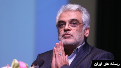 محمدمهدی طهرانچی، رئیس دانشگاه آزاد اسلامی، دانشجویان ترم اول یا دوم مقطع دکتری» این دانشگاه را جایگزین ۳۲ هزار استاد حق‌التدریسی کرده است که اخراج شده‌اند. آرشیو