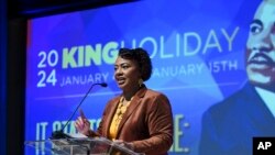 Bernis King, najmlađa ćerka Martina Lutera Kinga, na konferenciji za medije u Atlanti, 4. januar 2024. (Foto: AP/John Bazemore)