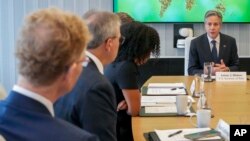 Доста ги третираме најранливите луѓе во светот како потпора, доста е од оваа неоправдана, несовесна војна, вели поранешниот државен секретар на САД