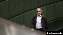 Təbriz millət vəkili Məsud Pezeşkiyan