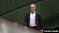 Təbriz millət vəkili Məsud Pezeşkiyan