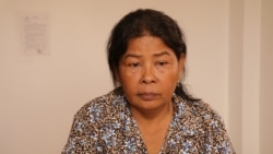 បទសម្ភាសន៍ VOA៖ ម្តាយ​ទទូច​ឱ្យ​ដោះលែង​កូនប្រុស​ជា​សហការី​របស់​លោក ថេង សាវឿន ដែល​រង​បទ​ចោទ​«រួម​គំនិត​ក្បត់»