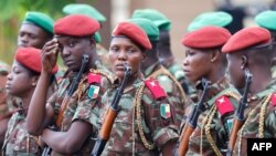 Les régions septentrionales du Bénin, du Togo et du Ghana subissent depuis quelques années des attaques et incursions de combattants du groupe Etat islamique (EI) et d'Al-Qaïda qui prospèrent au Sahel et cherchent à descendre vers le sud.(Photo Ludovic MARIN / AFP)