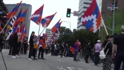 Ապրիլի 24-ին ընդառաջ բողոքի ցույց էր կազմակերպվել Լոս Անջելեսում Ադրբեջանի հյուպատոսարանի առջեվ