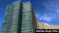 Rénovation de l'Immeuble R. Weaver, siège du Département du Logement et Développement Urbain, Washington D.C. 