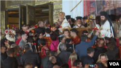 Festohen Pashkët ortodokse në Tiranë