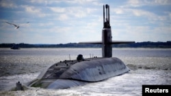 미 해군의 오하이오급 탄도미사일잠수함인 USS 알래스카.