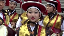 Dance Group Brings Korean Culture to Hollywood Christmas Parade 