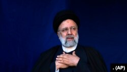 2021'de yapılan seçimleri kazanan İran Cumhurbaşkanı İbrahim Reisi, sertlik yanlısı olarak biliniyor.