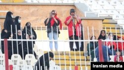 22 avqust 2023-cü ildə Traktor - Şarcə matçında məhdud sayda qadının stadiona daxil olmasına icazə verilmişdi