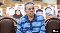  جمشید شارمهد، فعال سیاسی مخالف حکومت ایران