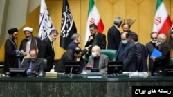 مجلس شورای اسلامی به فوریت تشکیل وزارت بازرگانی رای مثبت داد.