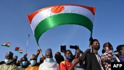 En 2022, l'aide publique au développement française pour le Niger s'est élevée à 120 millions d'euros. 