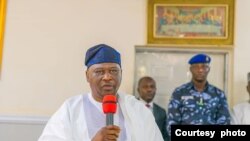 Gwamnan Adamawa Fintiri (Facebook/Gwamnatin Adamawa)