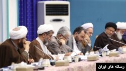 جلسه شورای عالی انقلاب فرهنگی