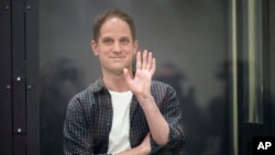 ARHIVA - Novinar Vol strit žurnala Evan Gerškovič (Foto: AP/Alexander Zemlianichenko)