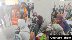 'Yan Najeriya da aka kwaso daga Sudan (Hoto: Twitter/NIDCOM)