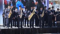 Отворен ден на македонската армија во Скопје: Показни вежби, оружје, опрема и војнички грав