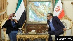 علی شمخانی به همراه رئیس بانک مرکزی جمهوری اسلامی به ابوظبی سفر کردند.