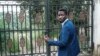 Sommets en Ouganda : l'opposant Bobi Wine en résidence surveillée