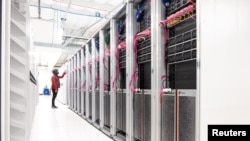 AI superkompjuter je u centru za podatke u Santa Klari, Kalifornija, u oktobru 2022.