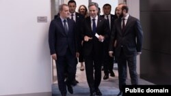 Antoni Blinken, Ceyhun Bayramov və Ararat Mirzoyan (Arxiv foto,. Mənbə: Dövlət Departamenti)