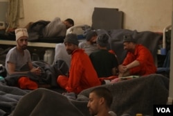 Arhiv - Zatvoreni pripadnici Islamske države u zatvoru u Hasaki, Siria, 21. novembra 2019.
