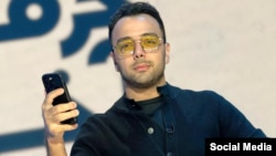 پوریا زراعتی، از کارکنان شبکه خبری ایران اینترنشنال