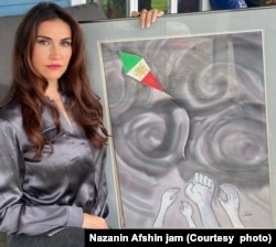 نازنین افشین جم